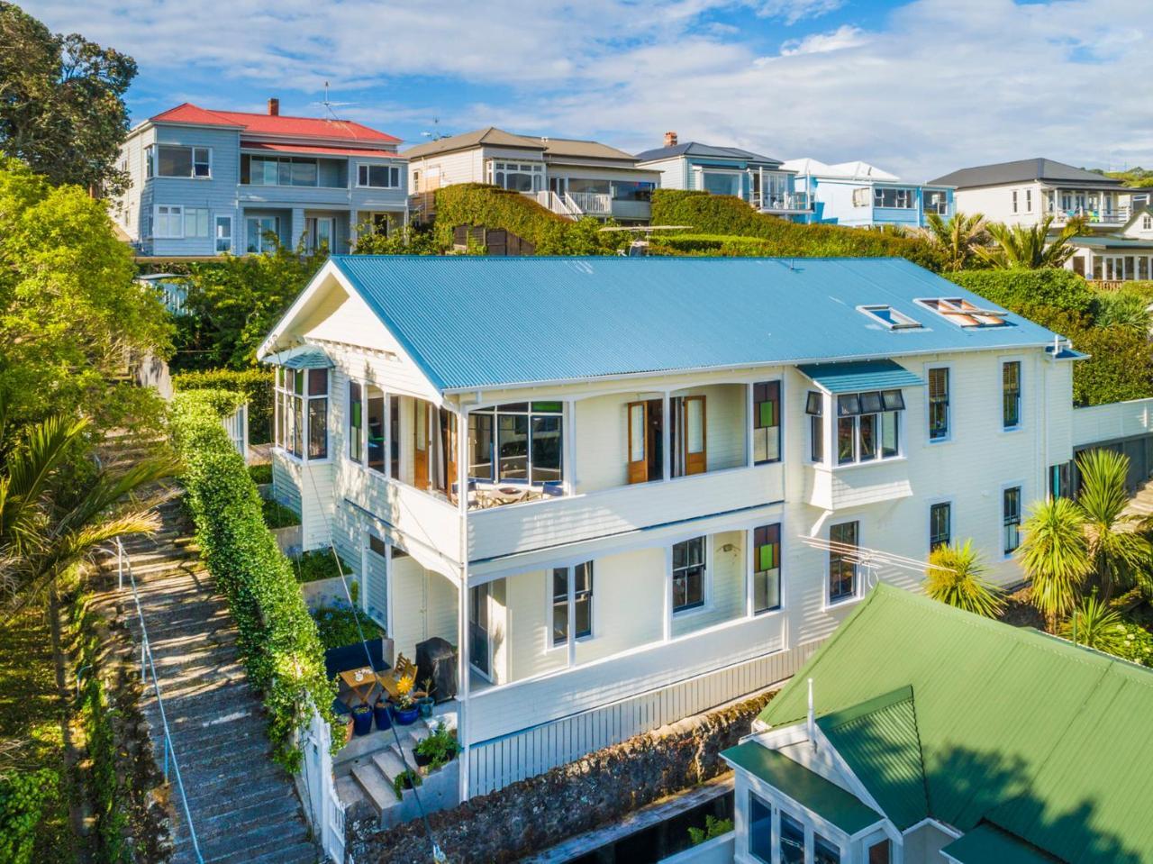 Guest house Devonport Harbour View