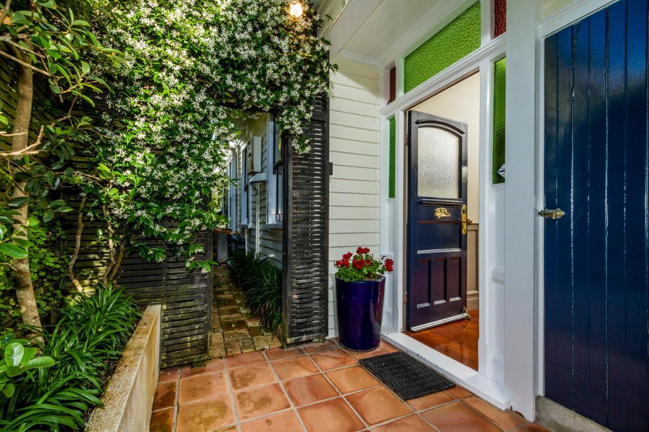 Devonport Harbour View Guest house